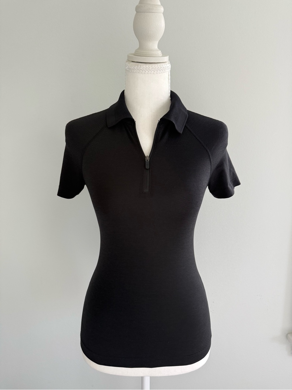 lululemon Swiftly Tech Short Sleeve Half-Zip Polo Shirt, Black Size 2